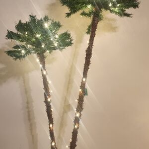 Elrctrical  Lighted Palm Tree Decor
